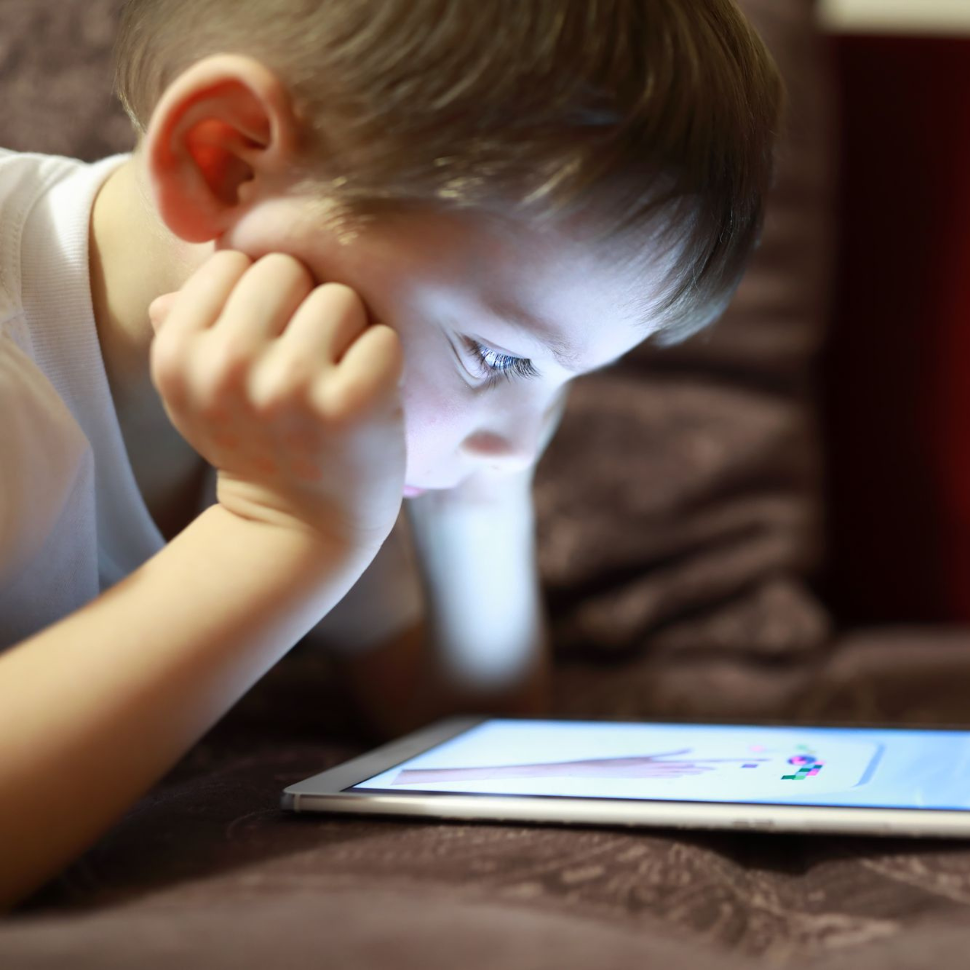 Screen Time and Speech Delay: The Connection Every Parent Should Understand