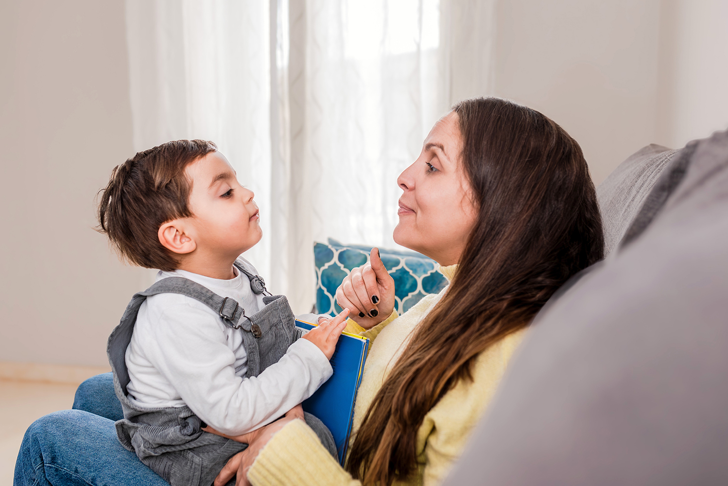  Speech Therapy Techniques for Supporting Children’s Communication Development at home.