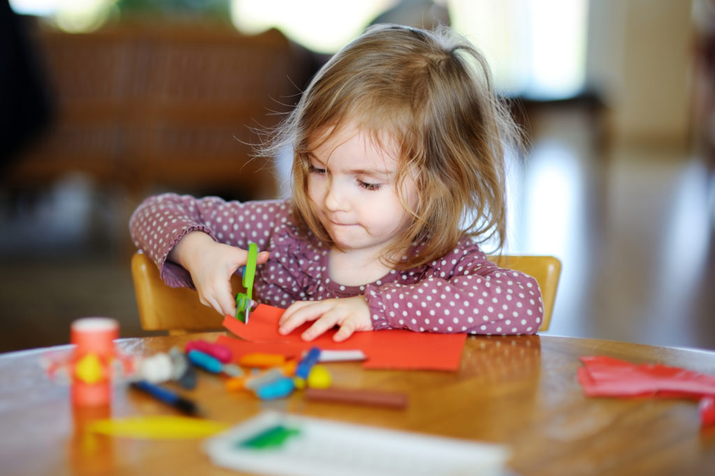 From Grasping to Drawing: Fine Motor Milestones 